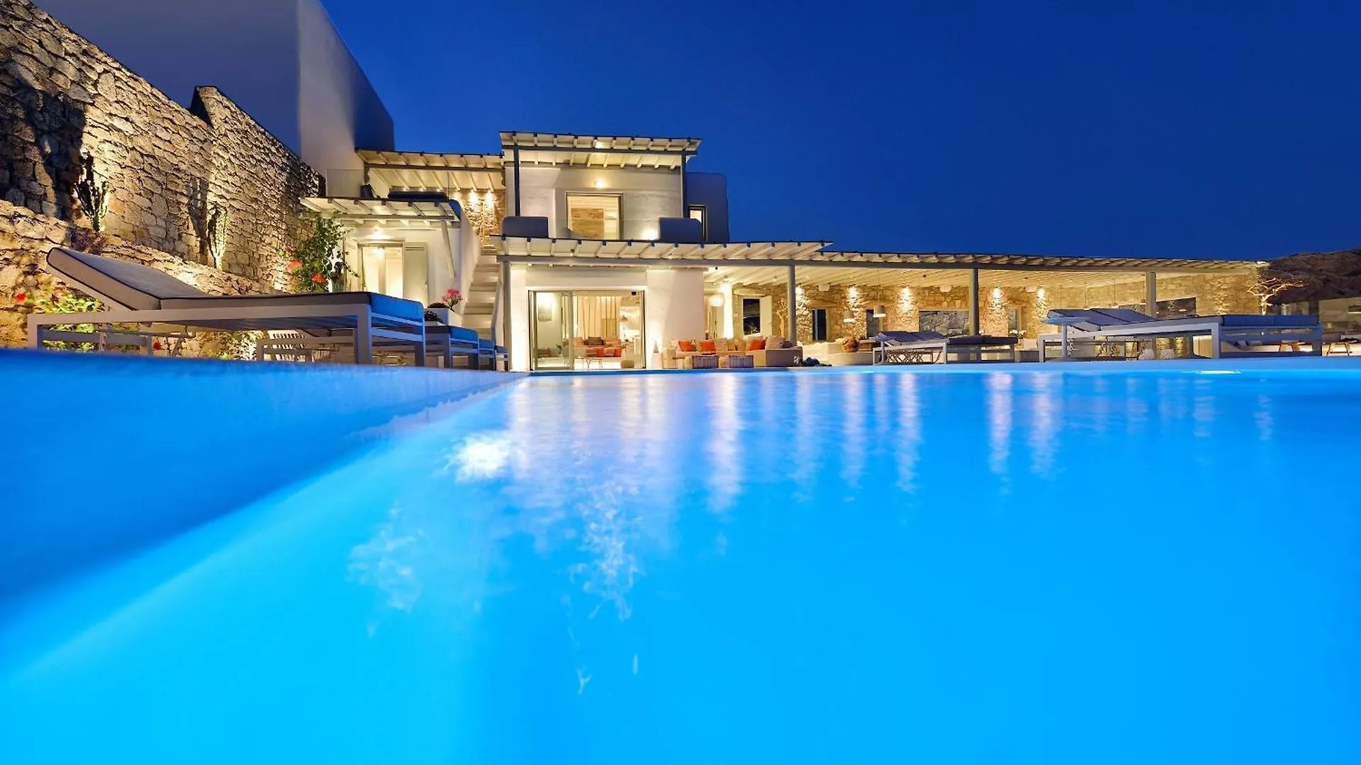 Outstanding Mykonos Villa 6 Bedrooms Villa Agamemnon Sauna Jacuzzi Panoramic Sea Views Elia  0*, Elia (Mykonos) اليونان