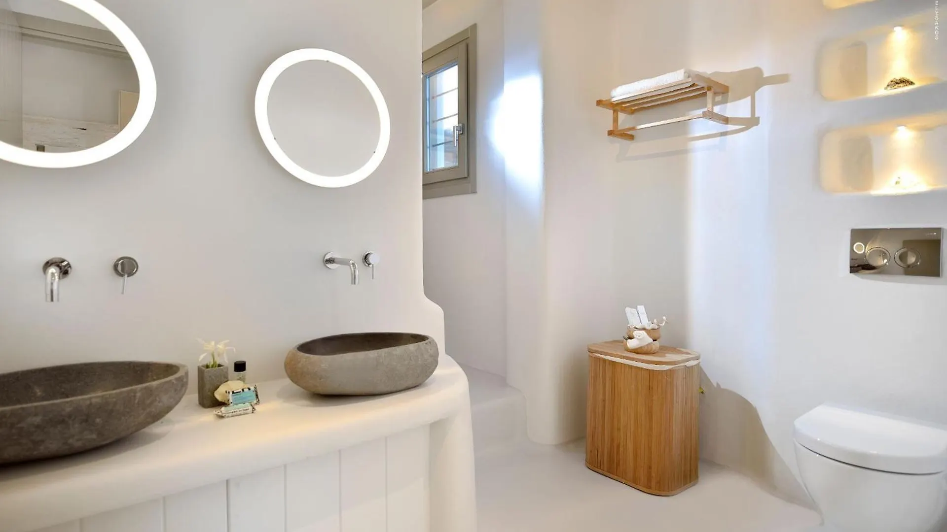 Outstanding Mykonos Villa 6 Bedrooms Villa Agamemnon Sauna Jacuzzi Panoramic Sea Views Elia