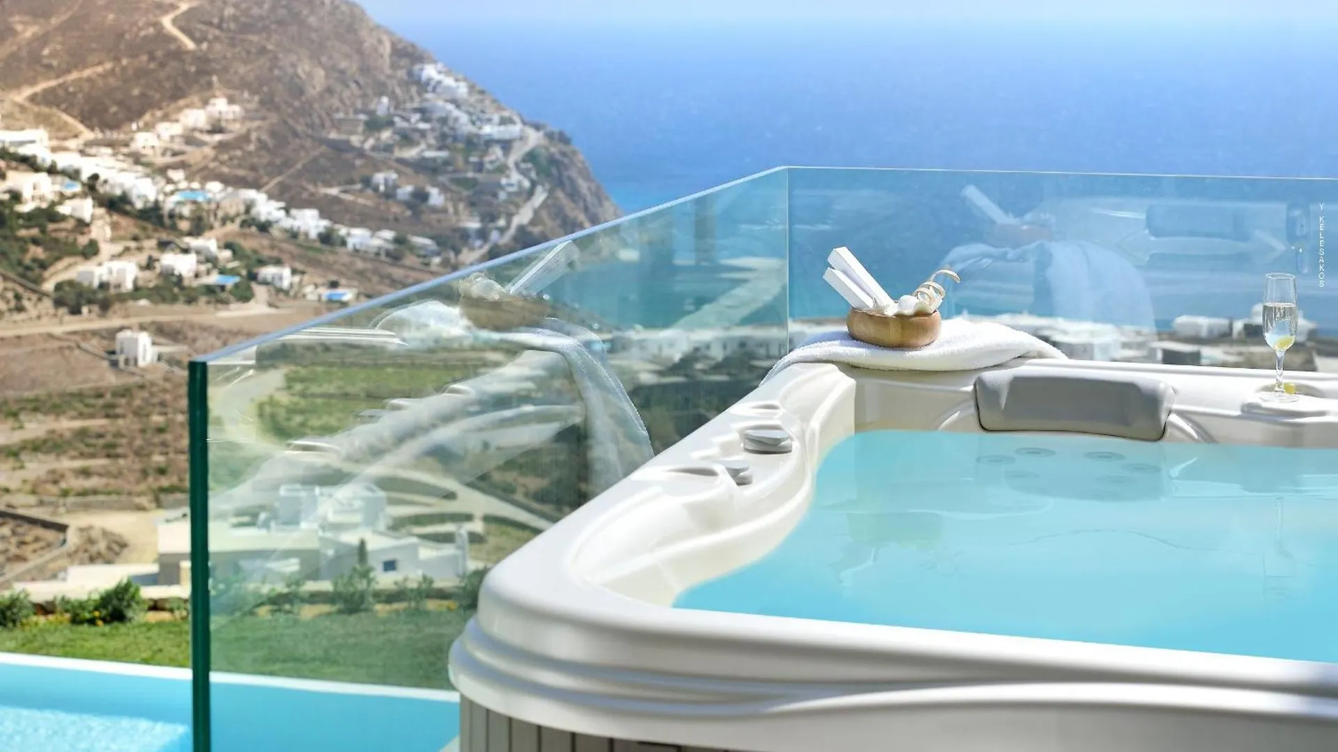 Outstanding Mykonos Villa 6 Bedrooms Villa Agamemnon Sauna Jacuzzi Panoramic Sea Views Elia  0*, Elia (Mykonos)